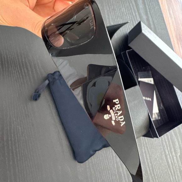 PRADA PR A14S 1AB5SO BLACK DARK WOMEN'S 60mm sunglasses - Picture 5 of 10